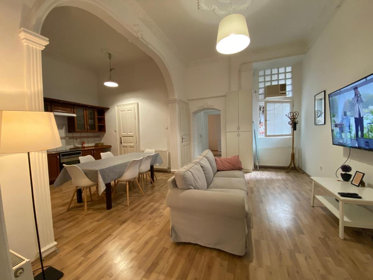 3 Bedrooms- Central Quarter Apartment Budapest Eksteriør billede
