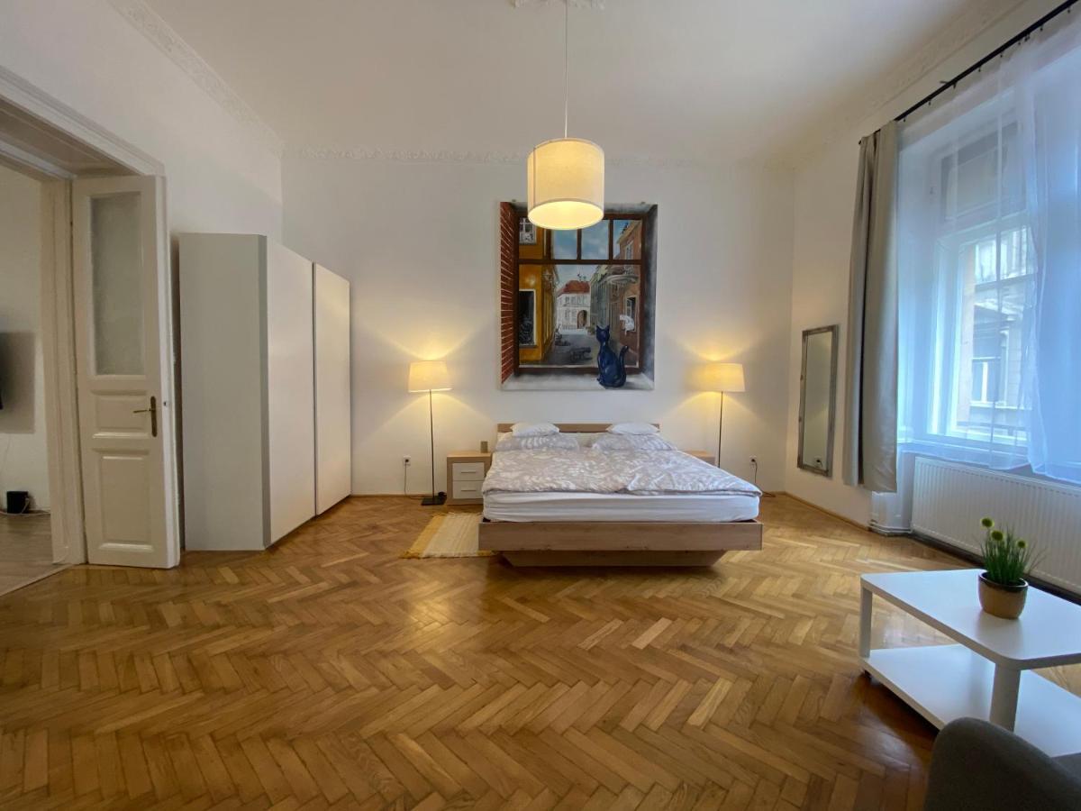 3 Bedrooms- Central Quarter Apartment Budapest Eksteriør billede