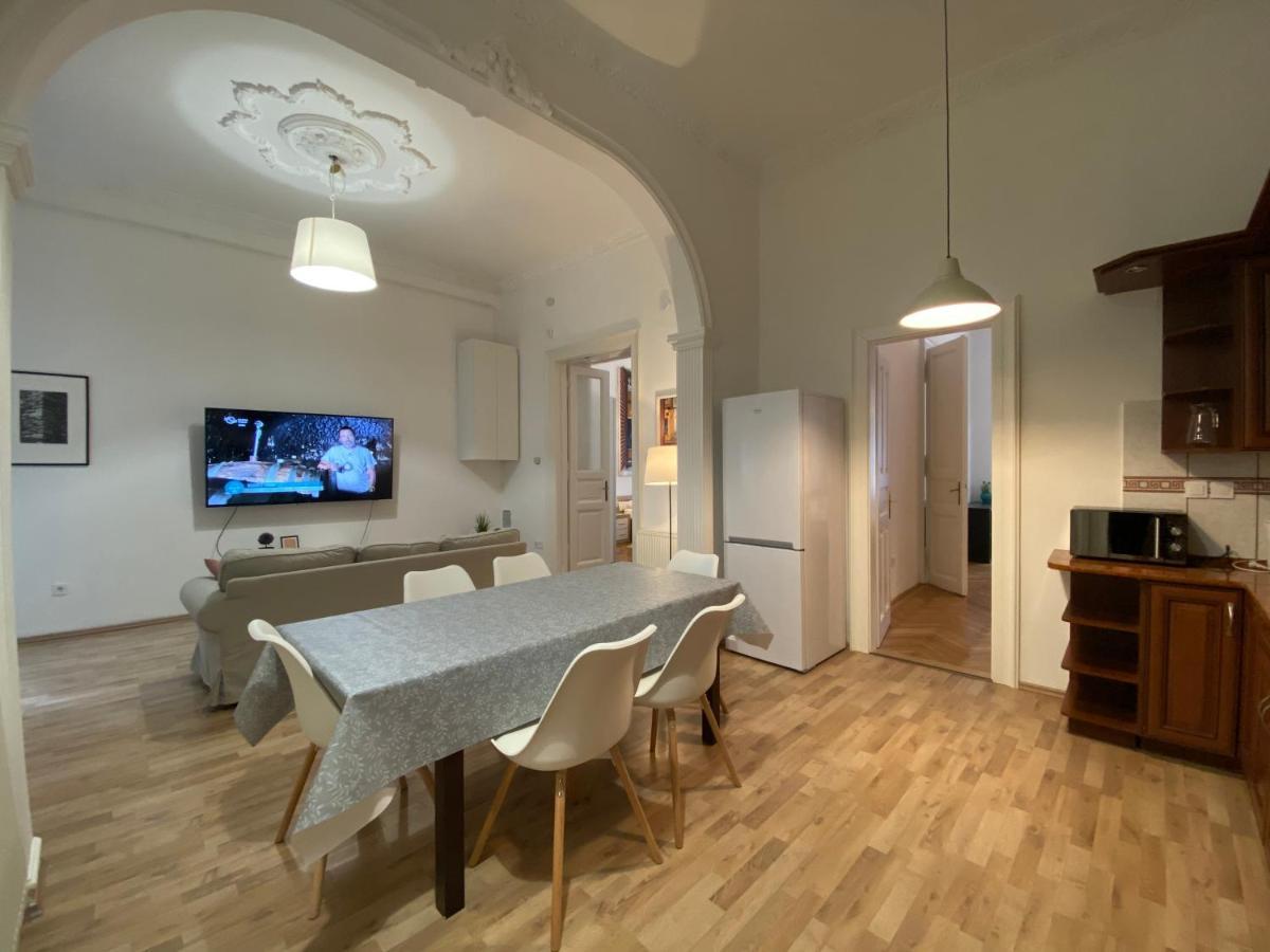3 Bedrooms- Central Quarter Apartment Budapest Eksteriør billede